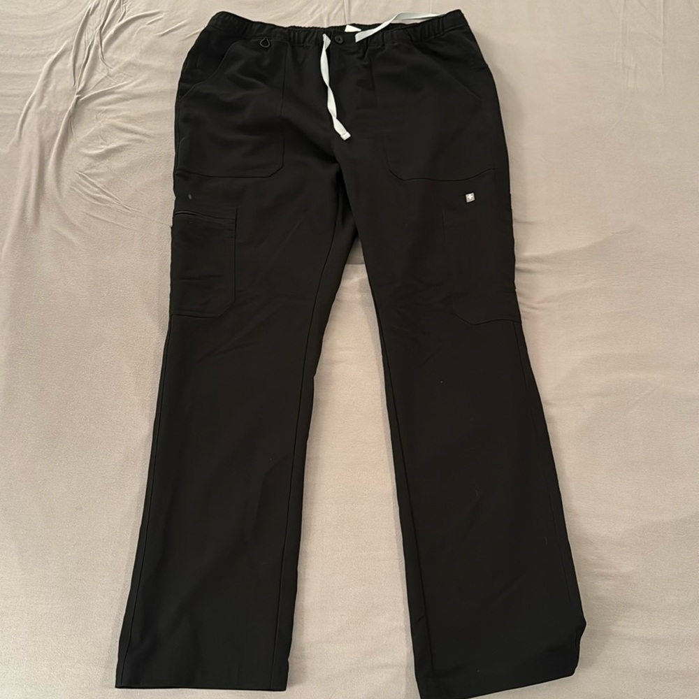 Black Figs Cargo Scrub Pants
